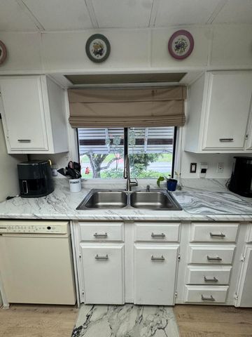 1 Grande Camino Court, Fort Pierce, FL 34951