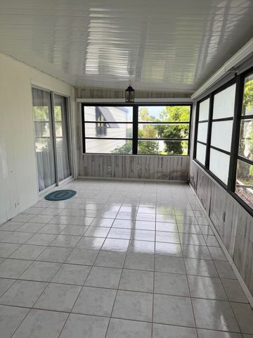1 Grande Camino Court, Fort Pierce, FL 34951
