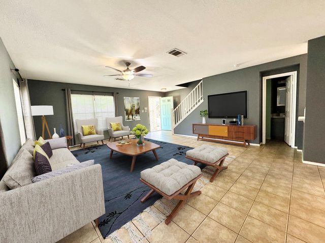 2204 Desco DR, Austin, TX 78748