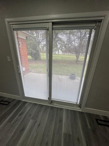 41718 Mae Wood Drive, Sterling Heights, MI 48313