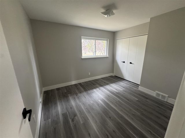 41718 Mae Wood Drive, Sterling Heights, MI 48313