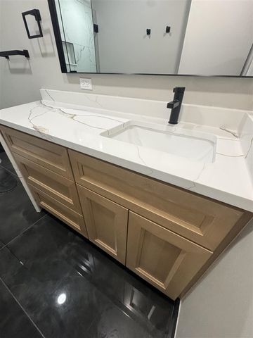 41718 Mae Wood Drive, Sterling Heights, MI 48313