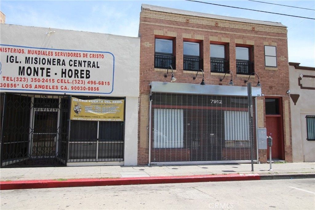 7914 Seville Avenue B, Huntington Park, CA 90255