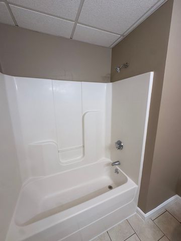 21 Caller St 102, Peabody, MA 01960