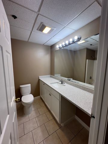 21 Caller St 102, Peabody, MA 01960