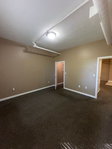 21 Caller St 102, Peabody, MA 01960