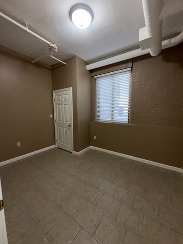 21 Caller St 102, Peabody, MA 01960