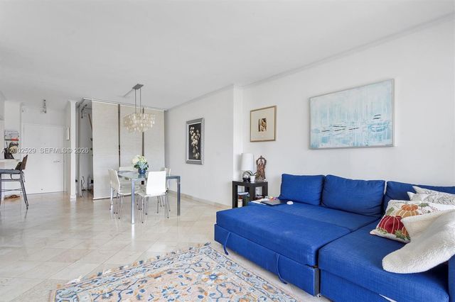 300 Bayview Dr 1503, Sunny Isles Beach, FL 33160