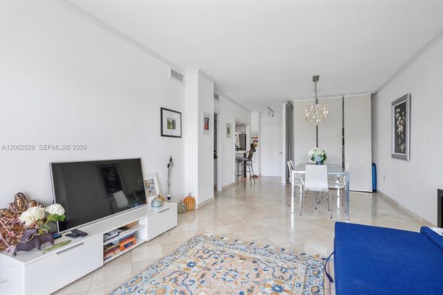 300 Bayview Dr 1503, Sunny Isles Beach, FL 33160