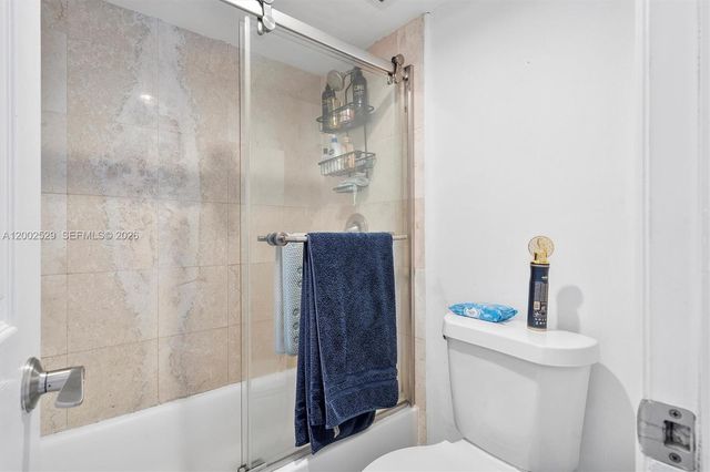 300 Bayview Dr 1503, Sunny Isles Beach, FL 33160