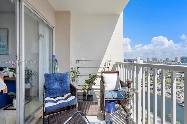 300 Bayview Dr 1503, Sunny Isles Beach, FL 33160