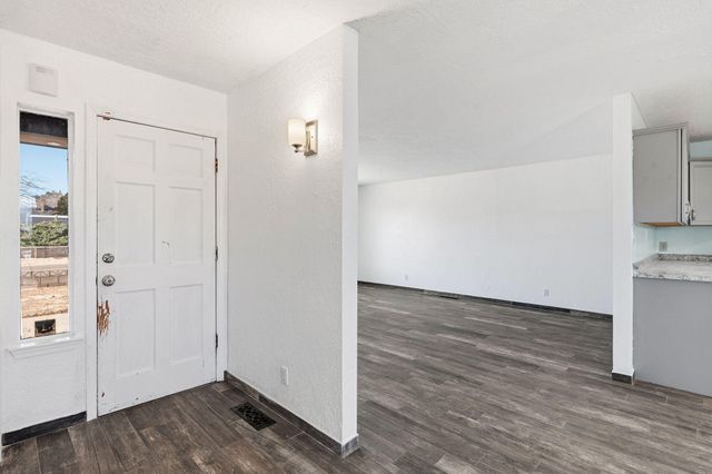 150 Eaton Road SE, Rio Rancho, NM 87124