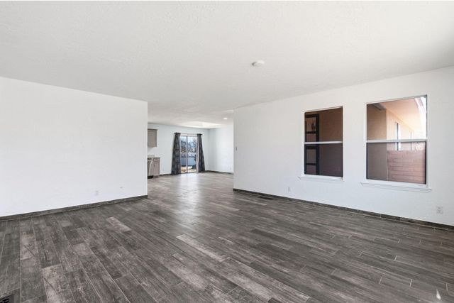 150 Eaton Road SE, Rio Rancho, NM 87124