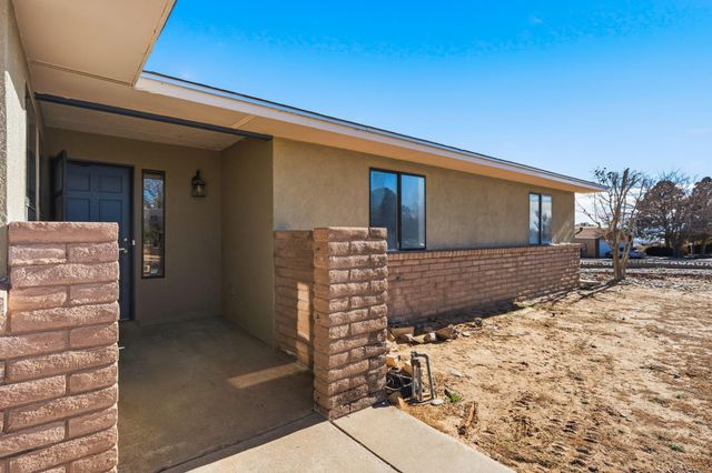 150 Eaton Road SE, Rio Rancho, NM 87124