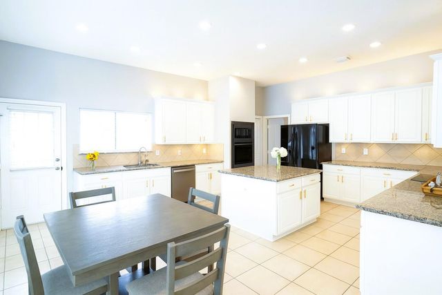 11308 Grimes Ave, Pearland, TX 77584