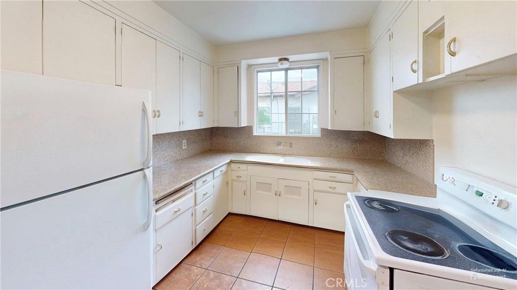 Image 19 of property listing at 6014 Elenor Street, Riverside, CA 92506