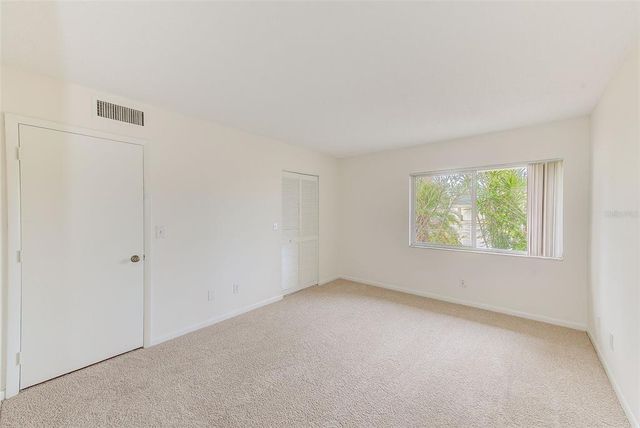 2579 FOREST RUN COURT, Clearwater, FL 33761