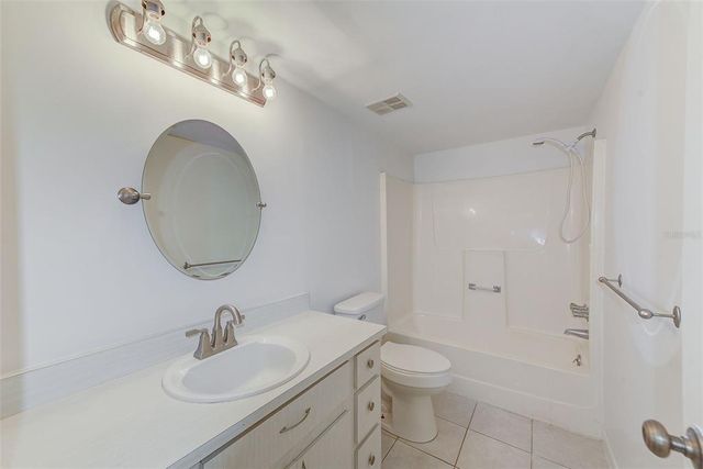 2579 FOREST RUN COURT, Clearwater, FL 33761