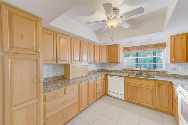 2579 FOREST RUN COURT, Clearwater, FL 33761