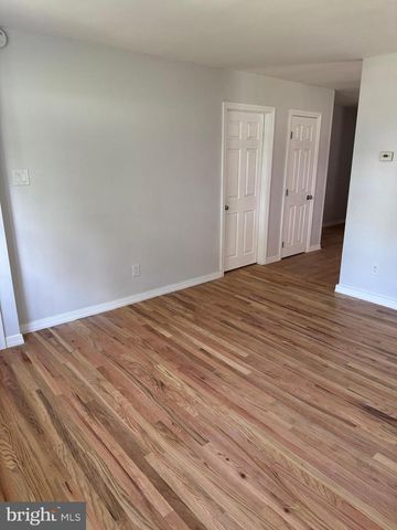 136 N SYLVANIA AVE, Jenkintown, PA 19046