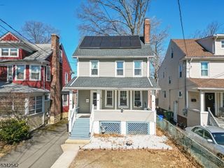 246 W 3rd Ave, Roselle Boro, NJ 07203