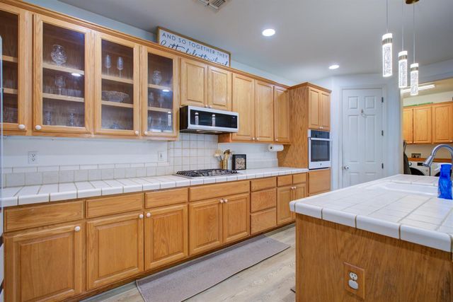 4208 Blake Dr, Modesto, CA 95356