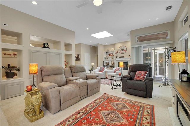 13750 Strawberry Cir, Penn Valley, CA 95946