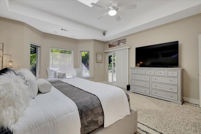 13750 Strawberry Cir, Penn Valley, CA 95946