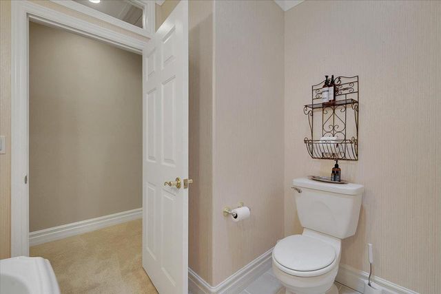 13750 Strawberry Cir, Penn Valley, CA 95946