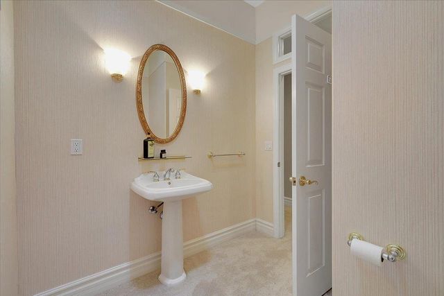 13750 Strawberry Cir, Penn Valley, CA 95946