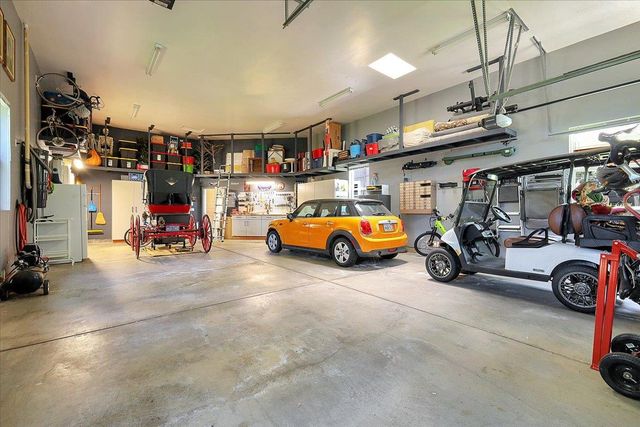 13750 Strawberry Cir, Penn Valley, CA 95946
