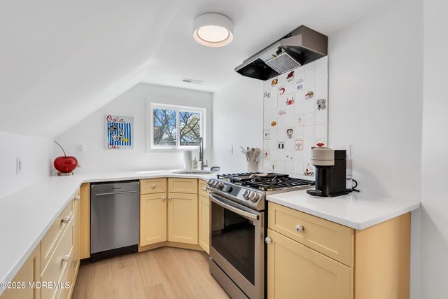 611 3rd Avenue 2, Asbury Park, NJ 07712