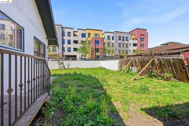 861 70Th Ave, Oakland, CA 94621