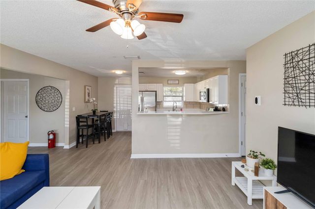 204 CIRCLE HILL DRIVE, Brandon, FL 33510