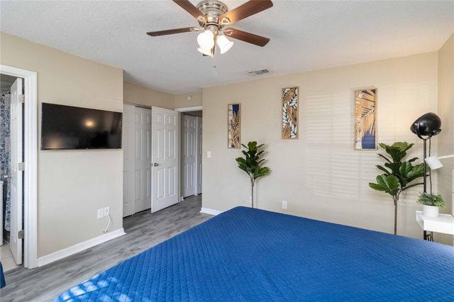 204 CIRCLE HILL DRIVE, Brandon, FL 33510