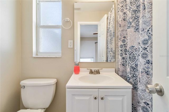 204 CIRCLE HILL DRIVE, Brandon, FL 33510