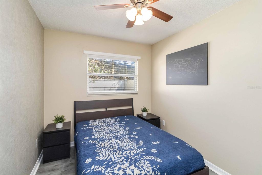 Image 23 of property listing at 204 CIRCLE HILL DRIVE, Brandon, FL 33510