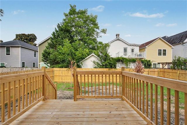 67 Elm AVE, Portsmouth, VA 23704