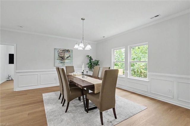 67 Elm AVE, Portsmouth, VA 23704