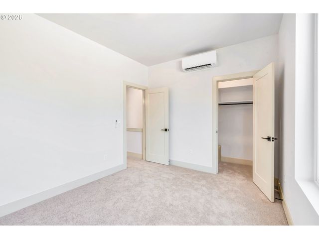 2383 Se 45TH Ave, Portland, OR 97215