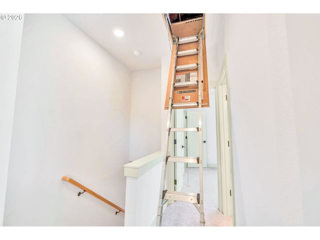 2383 Se 45TH Ave, Portland, OR 97215