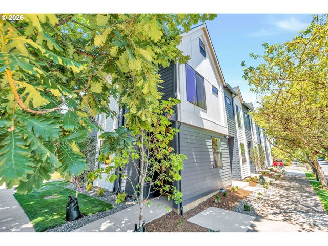 2383 Se 45TH Ave, Portland, OR 97215