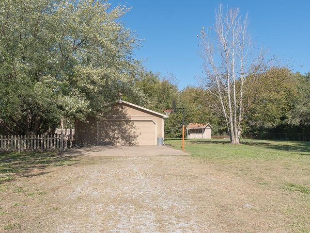 510 E Kirby, Haysville, KS 67060