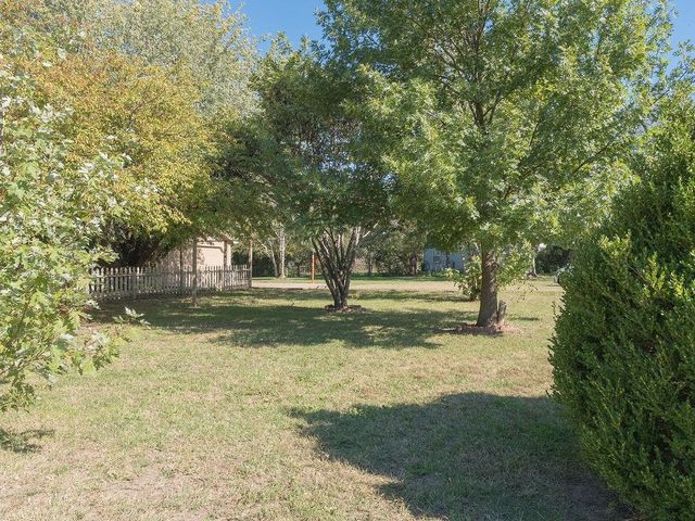 510 E Kirby, Haysville, KS 67060