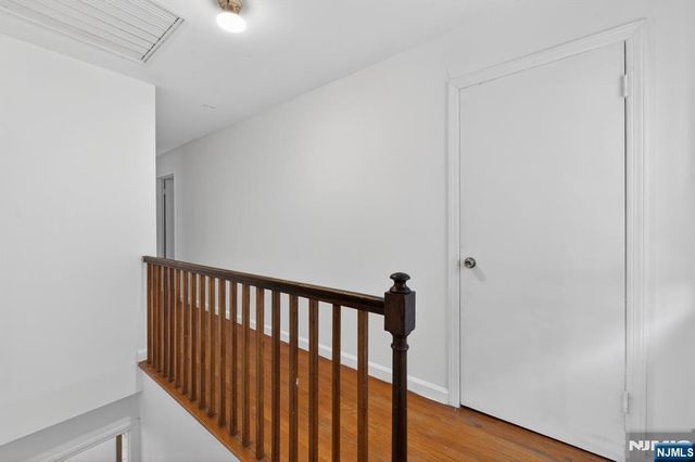 28 Livingston Place, Teaneck, NJ 07666