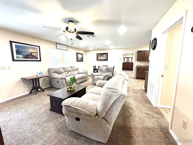 419124 E 1144 Road, Checotah, OK 74426