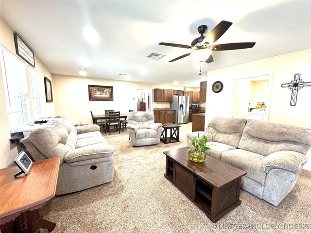 419124 E 1144 Road, Checotah, OK 74426