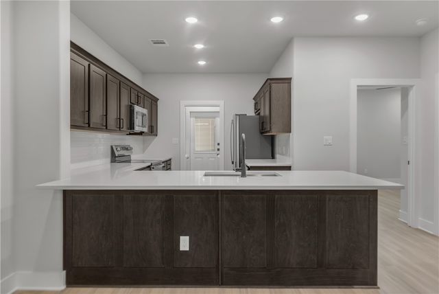 4063 Gunner Trail, College Station, TX 77845