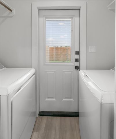 4063 Gunner Trail, College Station, TX 77845