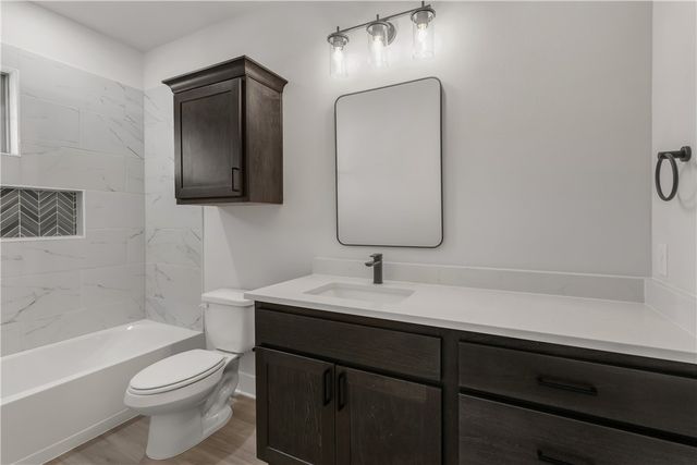 4063 Gunner Trail, College Station, TX 77845